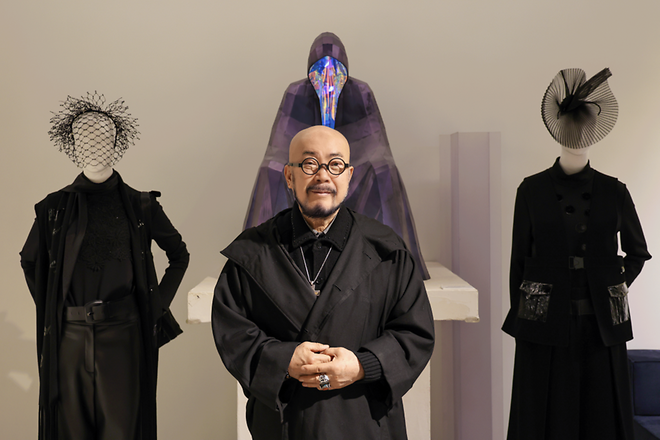 [인터뷰] 이상봉 디자이너, 가톨릭대학교 학위복에 ‘정통’과 ‘자긍심’을 담다