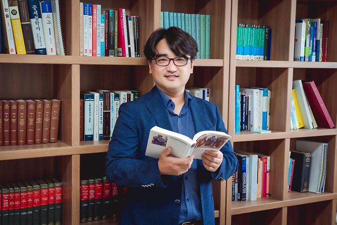 국립공주대 사범대학 교수 김도형 동문 (철학과 96)