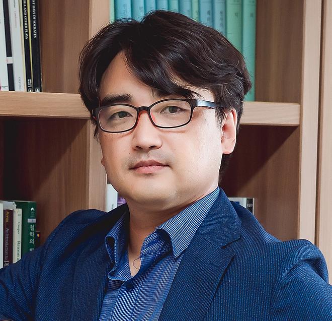 국립공주대 사범대학 교수 김도형 동문 (철학과 96)